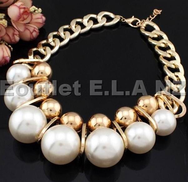 SEXY HUGE 30mm FAUX PEARL NECKLACE-up to 54cm